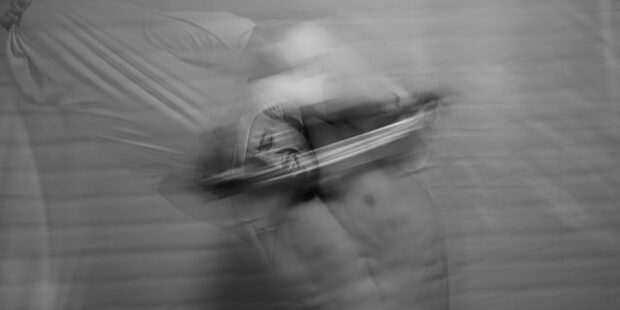 Achtklässler sticht mit Messer auf Lehrerinnen und Mitschüler ein – Frühere Schulleiterin stirbt