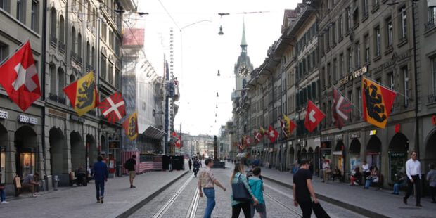 Kiews gefährliche Raketenlücke, die Putin gnadenlos ausnutzt Kiews gefährliche Raketenlücke, die Putin gnadenlos ausnutzt