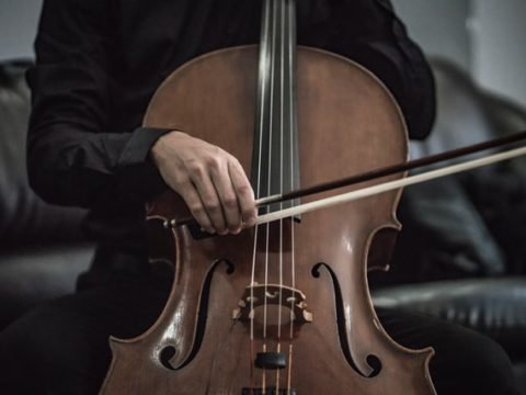 Bjarne Mädel als „Prange“: Er ist Nachbar mit Leib und Seele Bjarne Mädel als „Prange“: Er ist Nachbar mit Leib und Seele