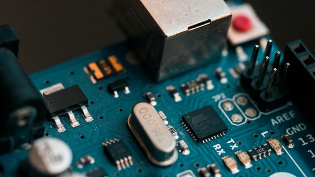 Neustart der Produktion – Chancen digitaler Umbrüche für Industrieexpert:innen