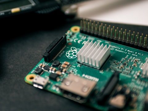Neustart der Produktion – Chancen digitaler Umbrüche für Industrieexpert:innen