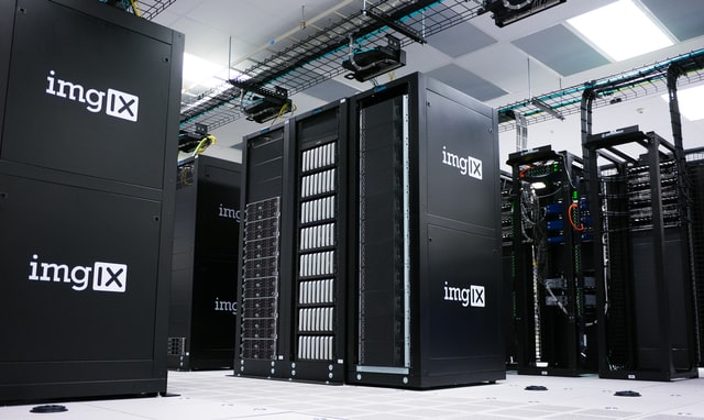 Neustart der Produktion – Chancen digitaler Umbrüche für Industrieexpert:innen