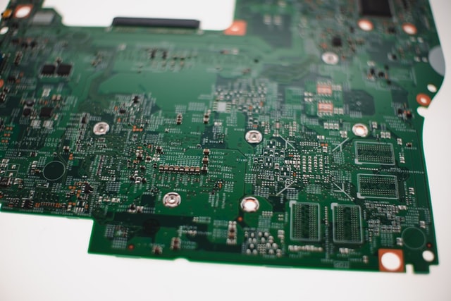 Neustart der Produktion – Chancen digitaler Umbrüche für Industrieexpert:innen