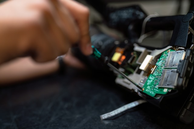 Neustart der Produktion – Chancen digitaler Umbrüche für Industrieexpert:innen